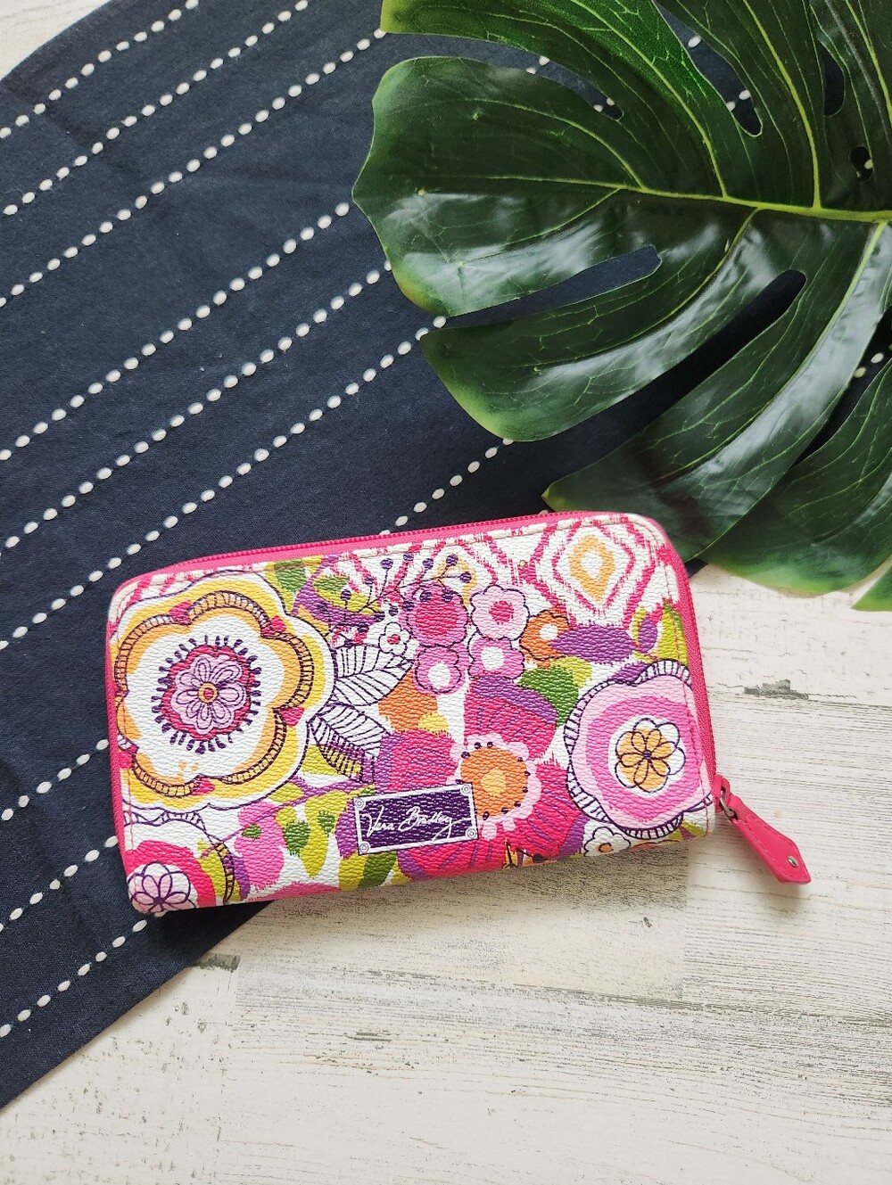 Vera Bradley Play Accordion Wallet Zip Around Card Holder Clementine Pink Floral